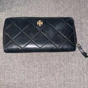 Tory Burch continental wallet